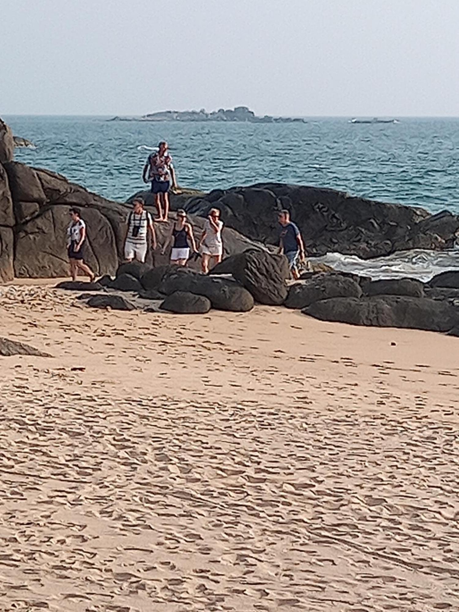 The Beach House Ambalangoda  Luaran gambar